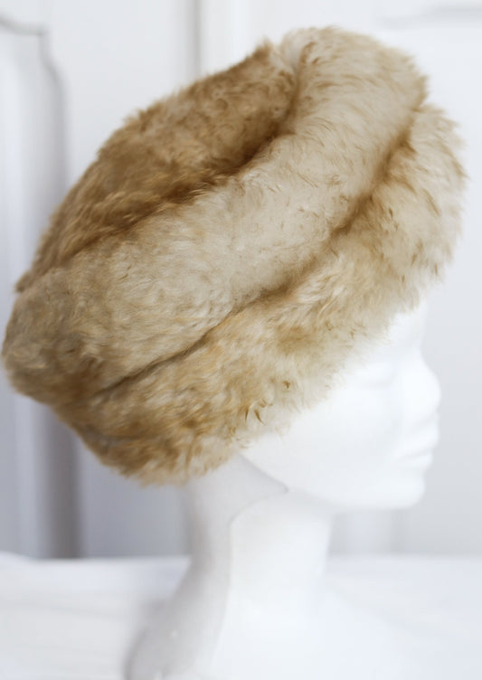 Chapeau toque en fourrure