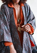Charger l&#39;image dans la galerie, FAIT MAIN kimono imprimé